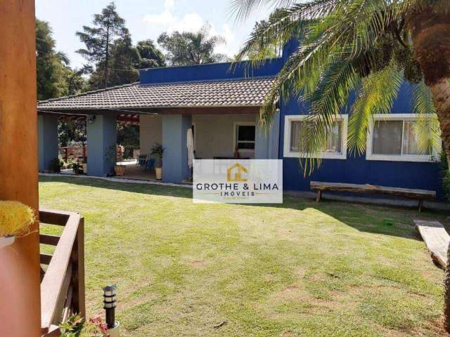 Casa com 3 dormitórios à venda, 300 m² por R$ 1.080.000,00 - Condomínio Lagoinha - Jacareí/SP