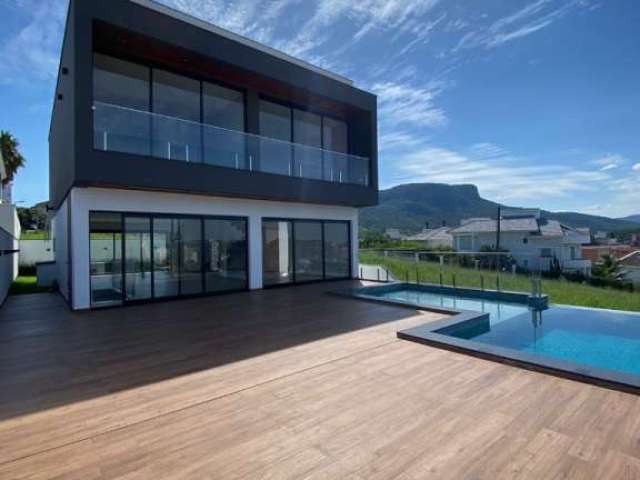 Casa com 3 quartos à venda em Pedra Branca, Palhoça  por R$ 2.900.000