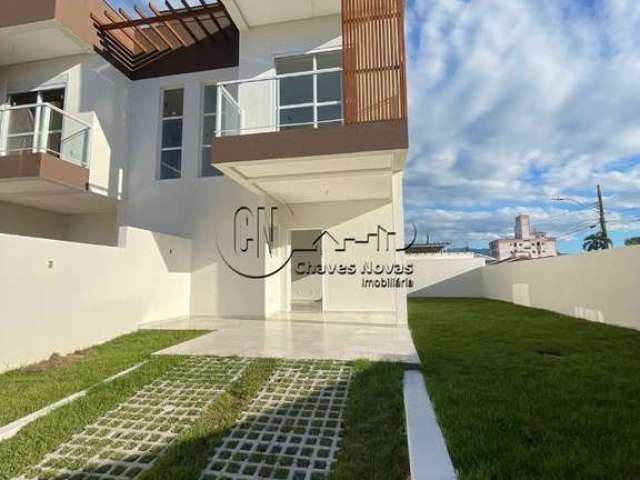 Casa com 2 quartos à venda no Aririu, Palhoça  por R$ 350.000