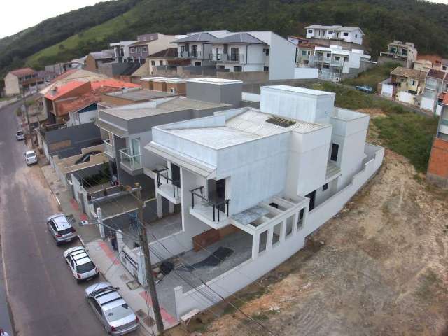 Casa com 3 quartos à venda no Potecas, São José  por R$ 450.000