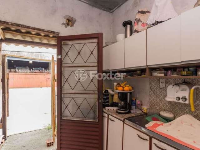 Casa com 4 quartos à venda na Avenida Ferroviária, 1248, Humaitá, Porto Alegre, 99 m2 por R$ 299.000