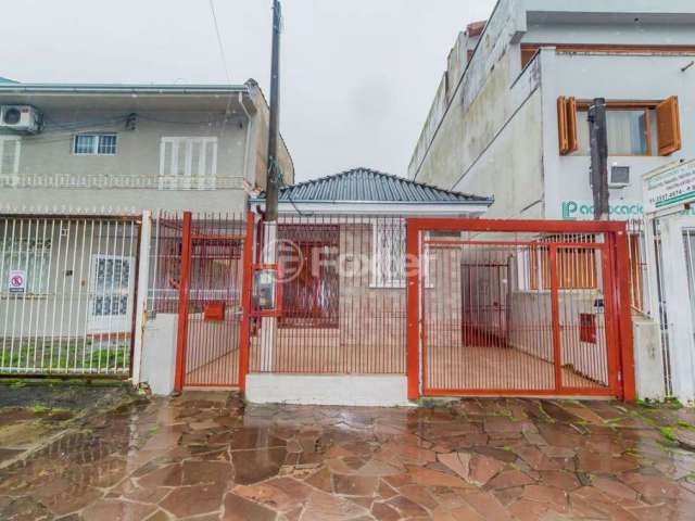 Casa comercial com 2 salas à venda na Avenida Brino, 106, Santa Maria Goretti, Porto Alegre, 90 m2 por R$ 446.500