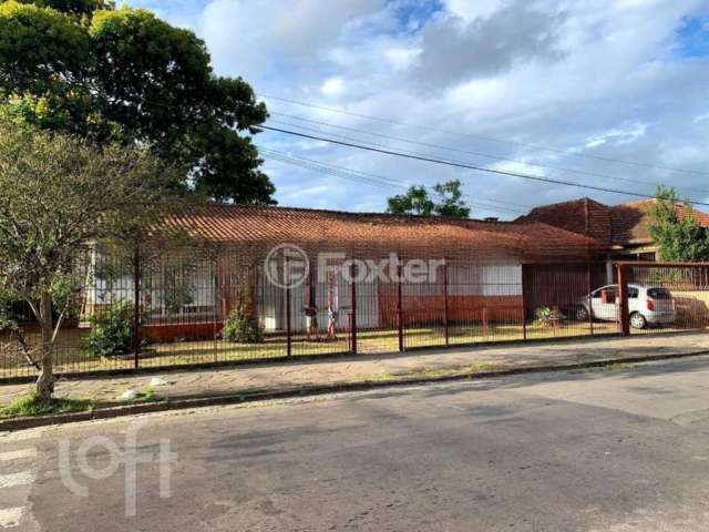 Casa com 3 quartos à venda na Rua Miguel Di Giorgio, 55, São Sebastião, Porto Alegre, 117 m2 por R$ 330.000
