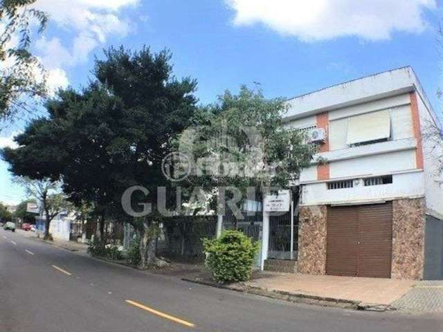 Casa comercial com 1 sala à venda na Rua São Nicolau, 841, Santa Maria Goretti, Porto Alegre, 222 m2 por R$ 690.000