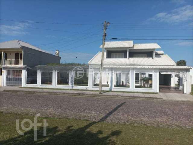 Casa com 3 quartos à venda na Rua Das Petunias, 3723, Capão Novo, Capão da Canoa, 288 m2 por R$ 890.000