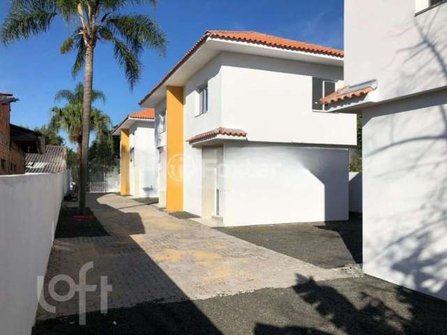 Casa em condomínio fechado com 2 quartos à venda na Rua Gildo de Freitas, 1085, Olaria, Canoas, 80 m2 por R$ 283.765