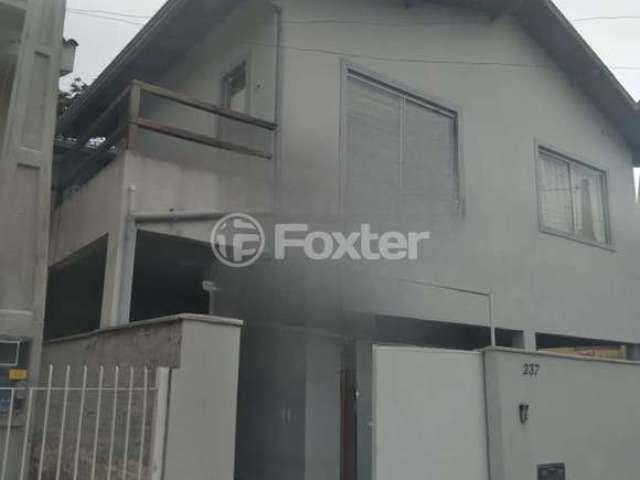 Casa com 3 quartos à venda na Rodovia Francisco Thomaz dos Santos, 668, Morro das Pedras, Florianópolis, 195 m2 por R$ 900.000