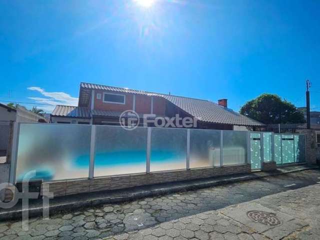 Casa com 3 quartos à venda na Servidão do Sossego, 99, Cachoeira do Bom Jesus, Florianópolis, 129 m2 por R$ 1.100.000