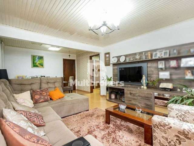Casa com 3 dormitórios à venda, 515 m² por R$950,000.00 Tingui Curitiba /PR