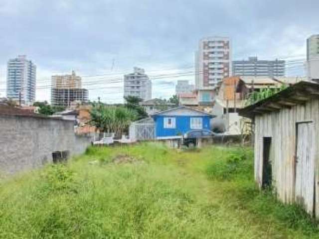 Terreno plano a venda de 360² na Rua Adão Schimidt São José - SC
