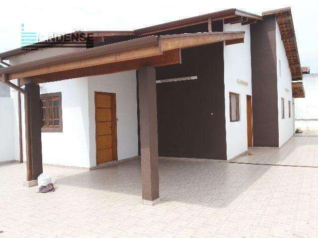 Casa com 3 quartos à venda na Galdino Jesus dos Santos, 238, Vila Suiça, Pindamonhangaba por R$ 350.000