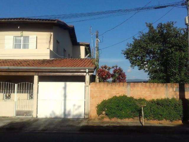 Casa com 3 quartos à venda na Municipal do Beta, 879, Triângulo, Pindamonhangaba por R$ 300.000