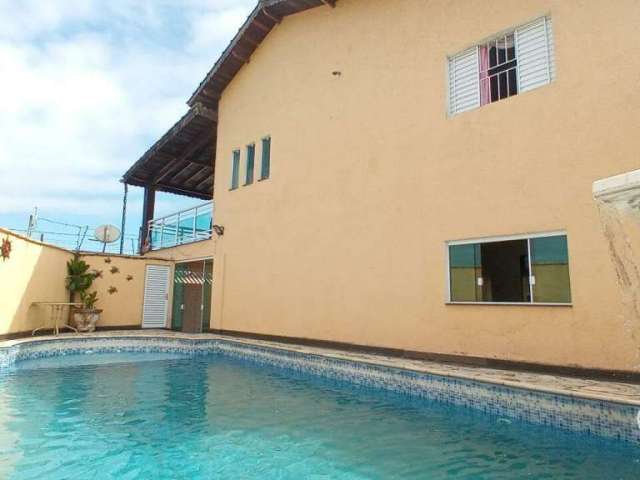 Casa com piscina à venda próximo a praia - Gaivota - Itanhaém SP
