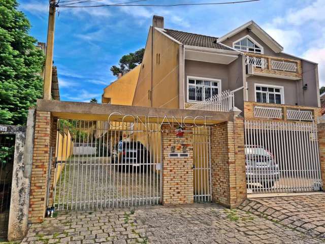 Casa em condomínio fechado com 3 quartos à venda na Rua Capitão Joseph Pereira Quevedo, Mercês, Curitiba, 204 m2 por R$ 889.900