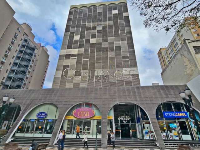 Sala comercial com 1 sala à venda na Rua Comendador Araújo, Centro, Curitiba, 147 m2 por R$ 654.677