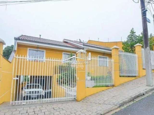 Casa com 4 quartos à venda na Rua Kuwait, Santo Inácio, Curitiba, 250 m2 por R$ 980.000
