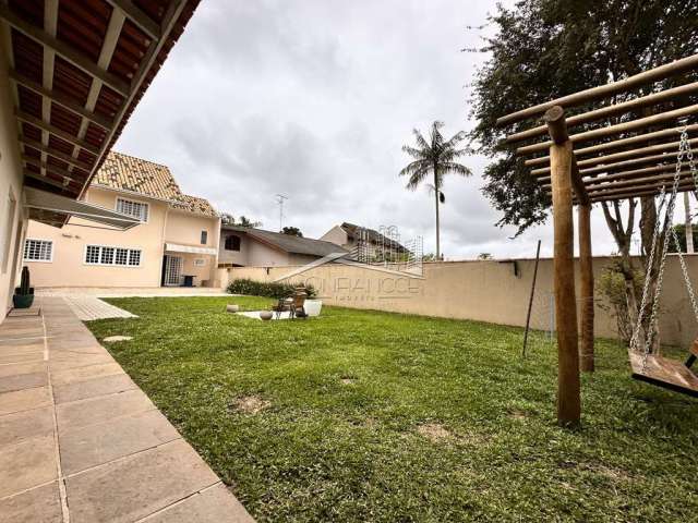 Casa com 3 quartos à venda na Rua Reinaldo Thá, Cajuru, Curitiba, 177 m2 por R$ 1.499.900