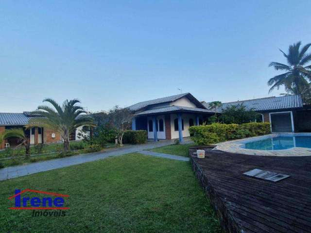 Casa com 4 dormitórios à venda, 266 m² por R$ 750.000,00 - Jardim Jamaica - Itanhaém/SP