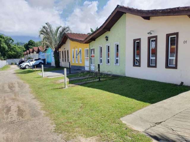 Casa em condomínio fechado com 2 quartos à venda na Rua do Eixo, 468, Maranduba, Ubatuba, 50 m2 por R$ 330.000