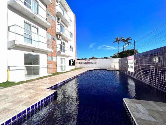 Apartamento terreo à venda com piscina.