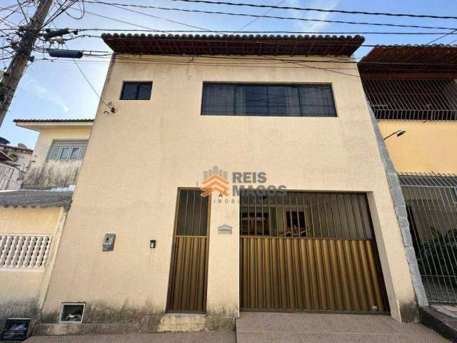 Casa tipo duplex com 3 dormitórios sendo 1 suíte  à venda, 138 m² por R$ 290.000 - Neópolis - Natal/RN