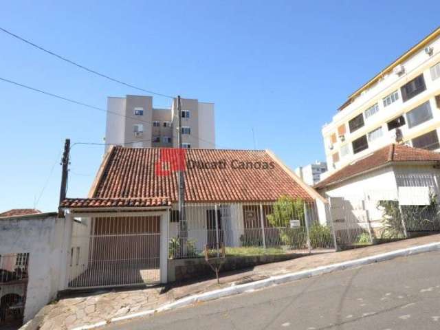 Casa com 3 quartos para alugar no Centro, Canoas , 240 m2 por R$ 3.500