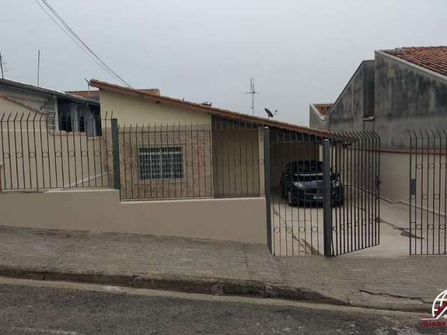Casa para Venda em Taubaté, Alto São Pedro, 2 dormitórios, 1 banheiro, 6 vagas