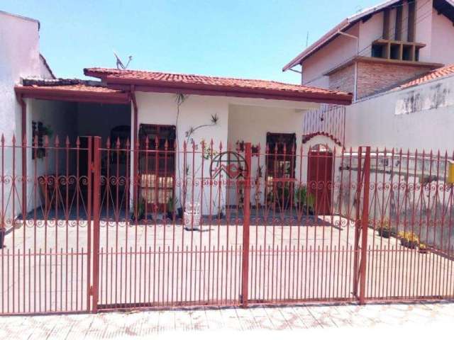 Casa para Venda em Taubaté, Jardim Maria Augusta, 3 dormitórios, 1 banheiro, 4 vagas