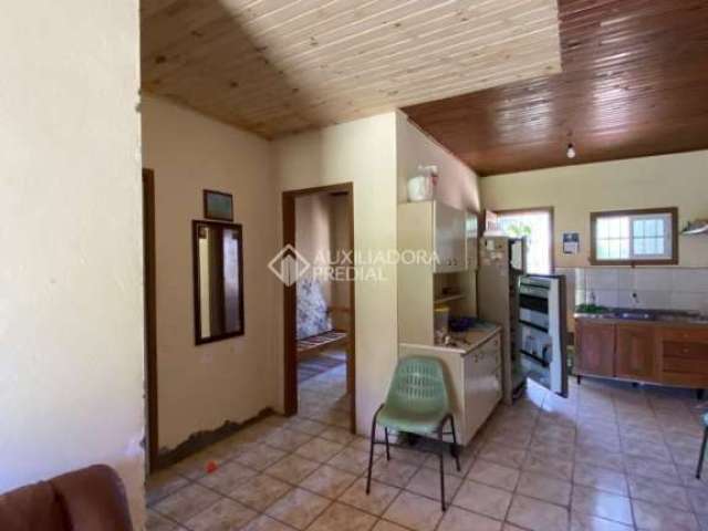 Casa em condomínio fechado com 2 quartos à venda na EDU DA GAITA, 156, Salinas, Cidreira, 48 m2 por R$ 98.000