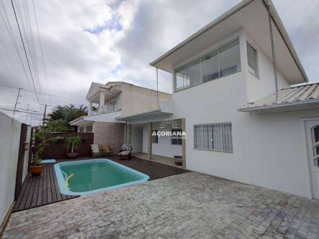 Casa com 4 dormitórios , 130 m² a cinco minutos da Praia - Campeche - Florianópolis/SC