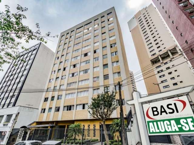 Apartamento com 3 quartos para alugar na Rua Acyr Guimarães, 349, Água Verde, Curitiba por R$ 2.000