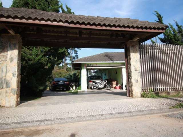 Casa com 3 quartos à venda na Rua Pedro Krechener, 36, Colônia Antônio Prado, Almirante Tamandaré por R$ 850.000