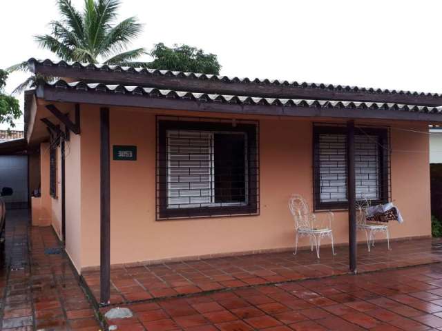 Casa com 4 quartos à venda no Balneário Primavera, Pontal do Paraná  por R$ 429.000