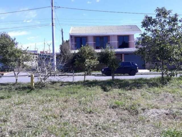 Casa à venda na Rua Cisne, 316, Capela Velha, Araucária por R$ 720.000
