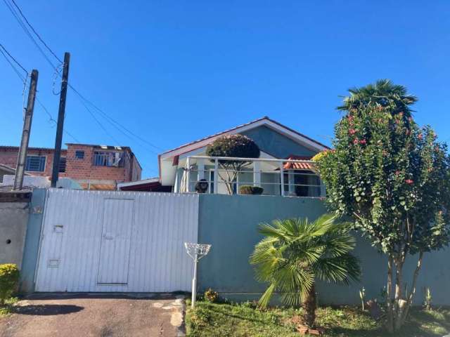 Casa com 3 quartos à venda na Rua Catarina Cury Saliba, 193, Porto das Laranjeiras, Araucária por R$ 540.000