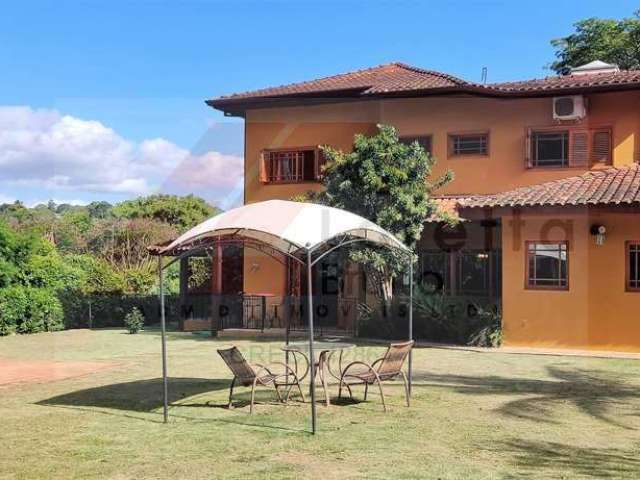 Casa em condomínio fechado com 3 quartos à venda na Rua Tangerina, 149, Algarve, Cotia, 330 m2 por R$ 2.300.000