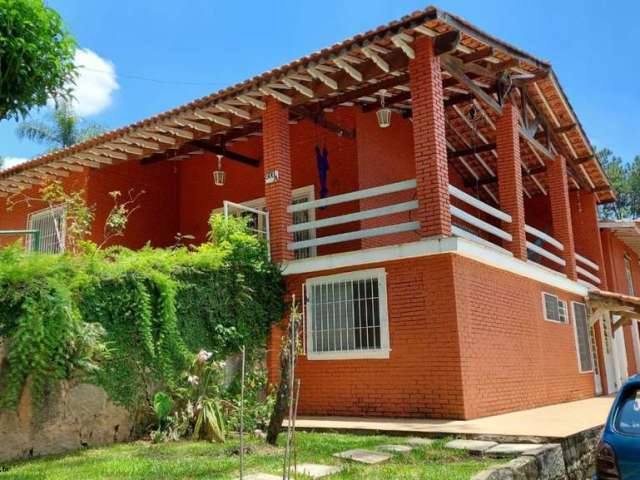 Casas Financiáveis para Venda em Mairiporã, Chácara Dom Bosco, 3 dormitórios, 1 suíte, 4 banheiros, 5 vagas