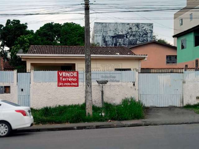 Terreno à venda na Rua Paranaguá, 559, Guaraituba, Colombo, 579 m2 por R$ 550.000