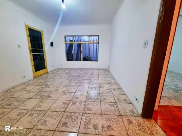 Casa com 2 quartos para alugar na Vila Carmosina, São Paulo  por R$ 1.550