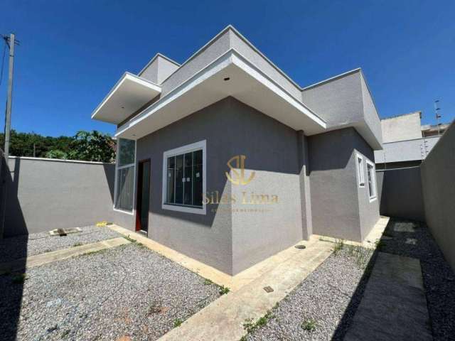 Casa com 2 dormitórios à venda, 62 m² por R$ 290.000 - Village Rio das Ostras - Rio das Ostras/RJ
