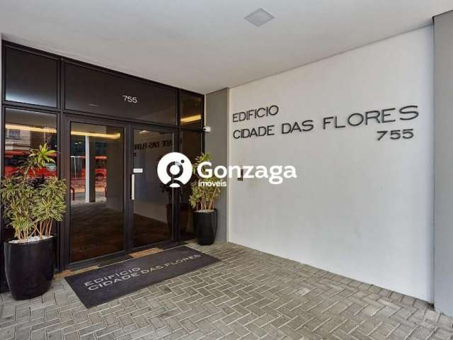 Apartamento com 4 quartos para alugar na Avenida República Argentina, 755, Água Verde, Curitiba, 202 m2 por R$ 2.500