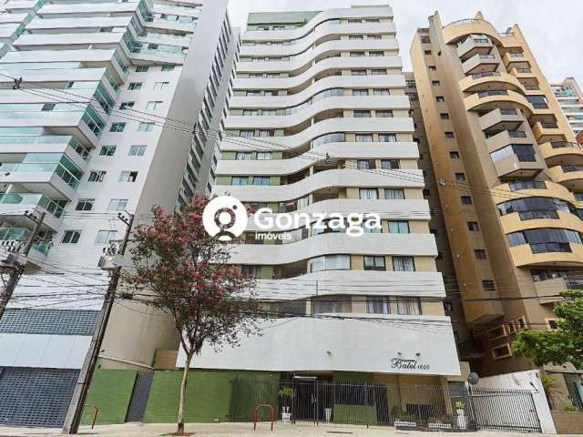 Apartamento com 3 quartos para alugar na Rua Desembargador Motta, 1600, Centro, Curitiba, 68 m2 por R$ 2.490