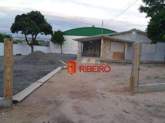 Casa com 4 dormitórios à venda por R$ 970.000,00 - Coloninha - Araranguá/SC