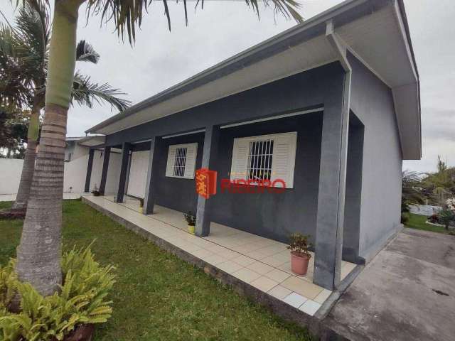 Casa à venda por R$ 390.000,00 - Centro - Balneário Arroio do Silva/SC
