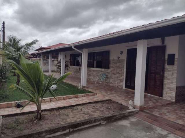 Casa 3 dormitórios 140m² 3 vagas Iguabinha  Araruama/RJ