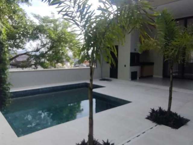 Casa com piscina no Amizade em Jaraguá do Sul-SC