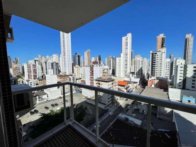Apartamento localizado no CENTRO de Balneário Camboriú, a 350m do MAR!!