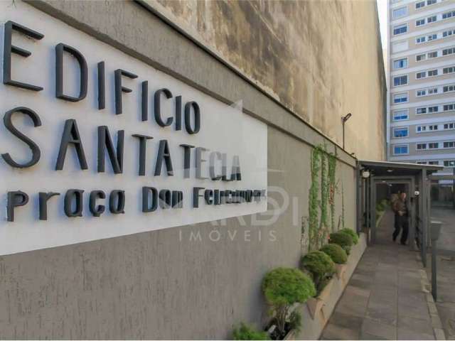 Apartamento com 4 quartos à venda na Praça Dom Feliciano, 126, Centro Histórico, Porto Alegre por R$ 1.007.000