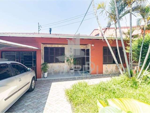 Casa com 3 quartos à venda na Rua Francisca Lechner, 243, Rubem Berta, Porto Alegre por R$ 469.000