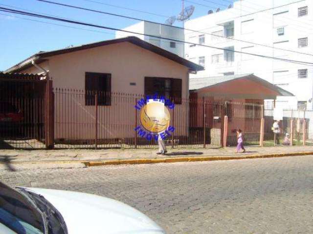 Imperio Imoveis Vende	Casa em Caxias do Sul Bairro Pio X IR604